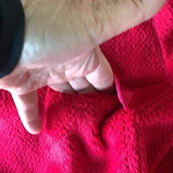 Patagonia Women's Bright Red Teddy Fleece Jacket - Picture 4 of 14